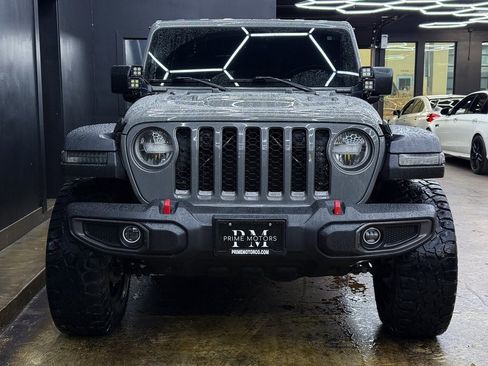 Used 2021 Jeep Gladiator Rubicon image 2