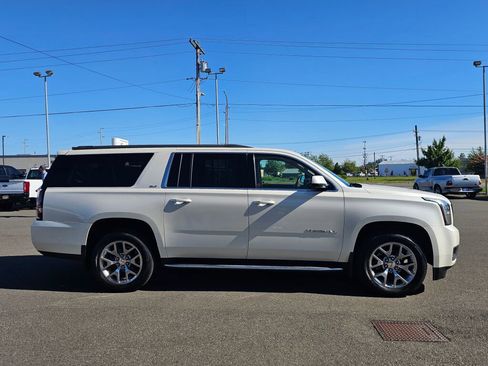 Used 2015 GMC Yukon XL SLT AWD/4WD image 5