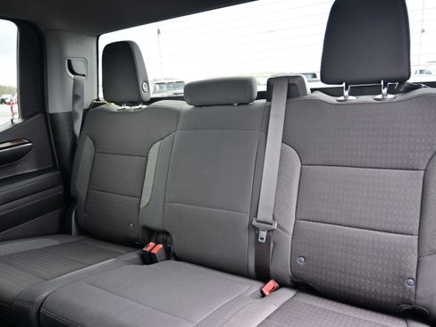 Used 2024 Chevrolet Silverado 1500 LT image 27