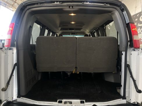 Used 2017 Chevrolet Express 2500 LS image 13