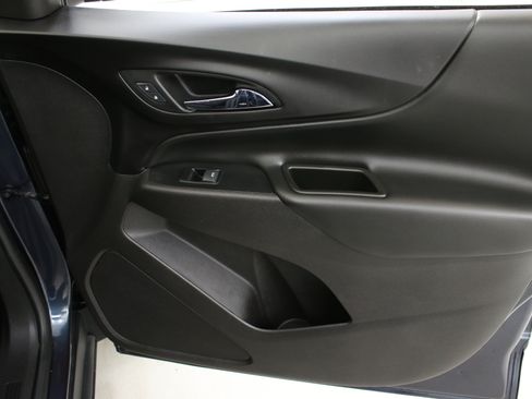 Used 2019 Chevrolet Equinox LT FWD image 34