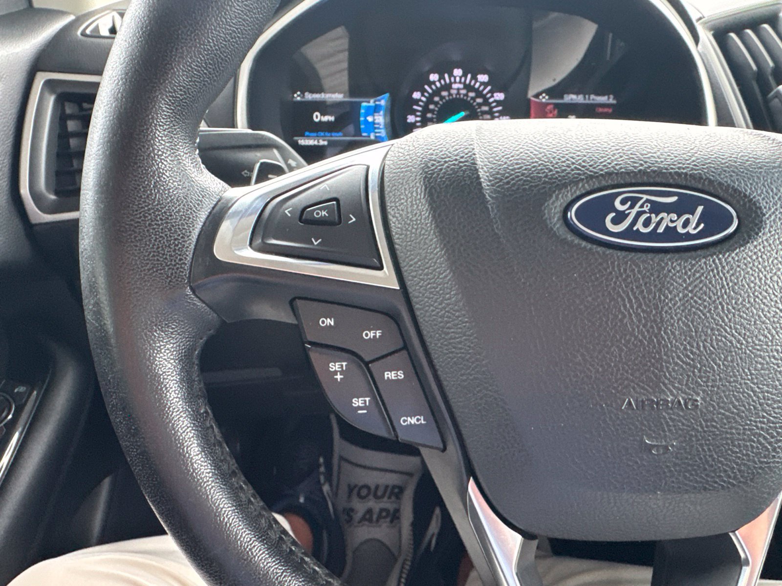 Used 2018 Ford Edge SEL w/ Equipment Group 201A AWD/4WD image 25