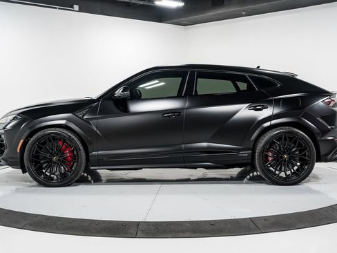 Used 2025 Lamborghini Urus SE image 6