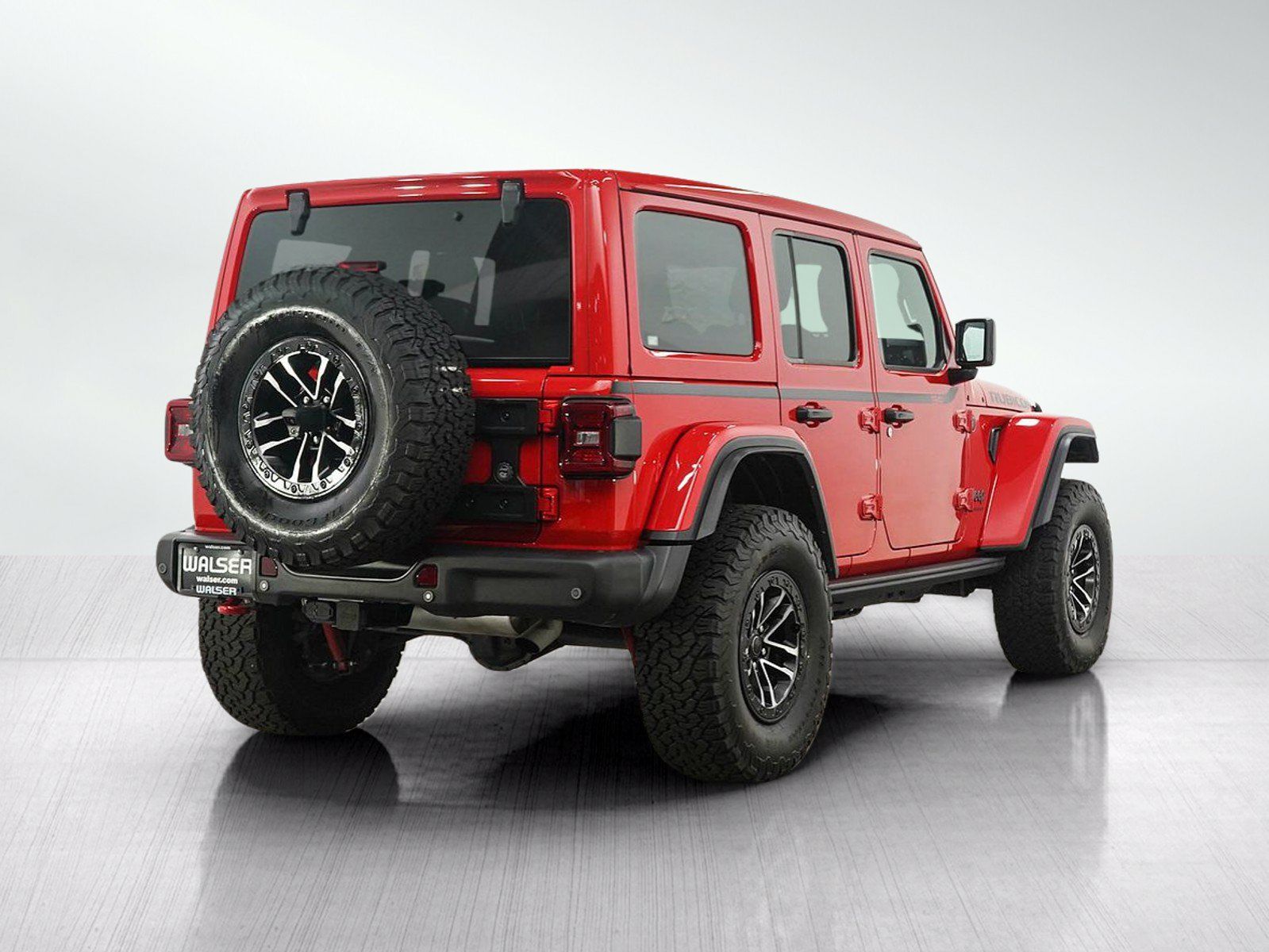 Used 2025 Jeep Wrangler Unlimited Rubicon w/ XTREMEE 35" Tire Package AWD/4WD image 5