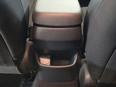 Used 2023 Hyundai Kona SEL w/ Convenience Package image 16