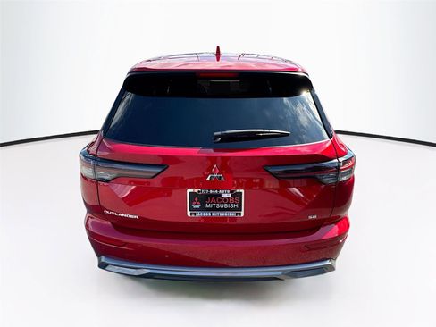 New 2026 Mitsubishi Outlander SE image 21