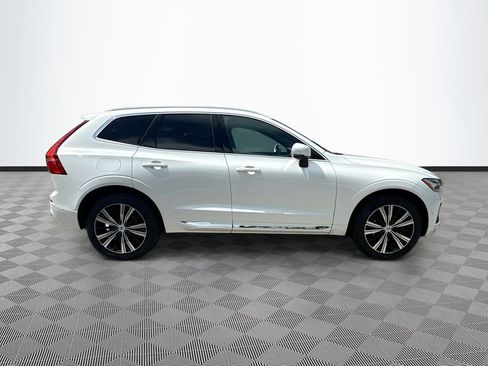 Used 2023 Volvo XC60 B5 Plus FWD image 8