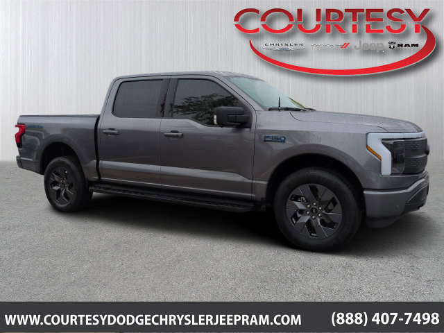 Used 2025 Ford F150 Lightning Flash AWD/4WD image 1