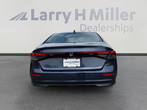Used 2023 Honda Accord EX image 4