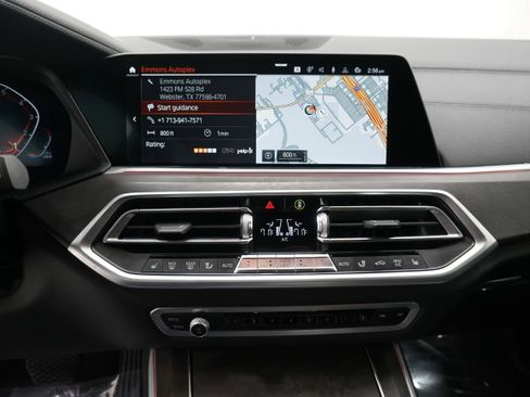 Used 2022 BMW X5 sDrive40i w/ Parking Assistance Package image 19