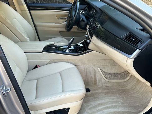 Used 2011 BMW 528i Sedan RWD image 23