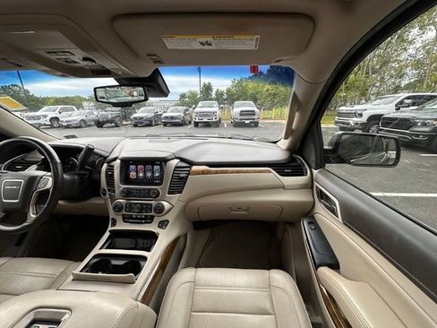Used 2017 GMC Yukon XL Denali w/ Open Road Package AWD/4WD image 28