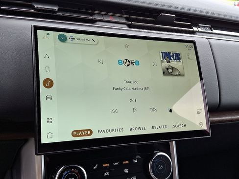 Certified 2023 Land Rover Range Rover SE image 19