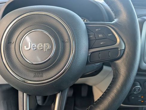 Used 2020 Jeep Renegade Limited w/ LED Lighting Group FWD image 14