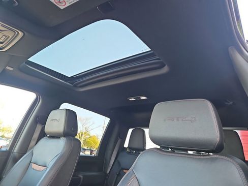 Used 2021 GMC Sierra 2500 AT4 w/ AT4 Premium Plus Package image 15