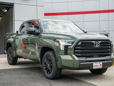 Used 2023 Toyota Tundra SR5 w/ SR5 Premium Package AWD/4WD image 1