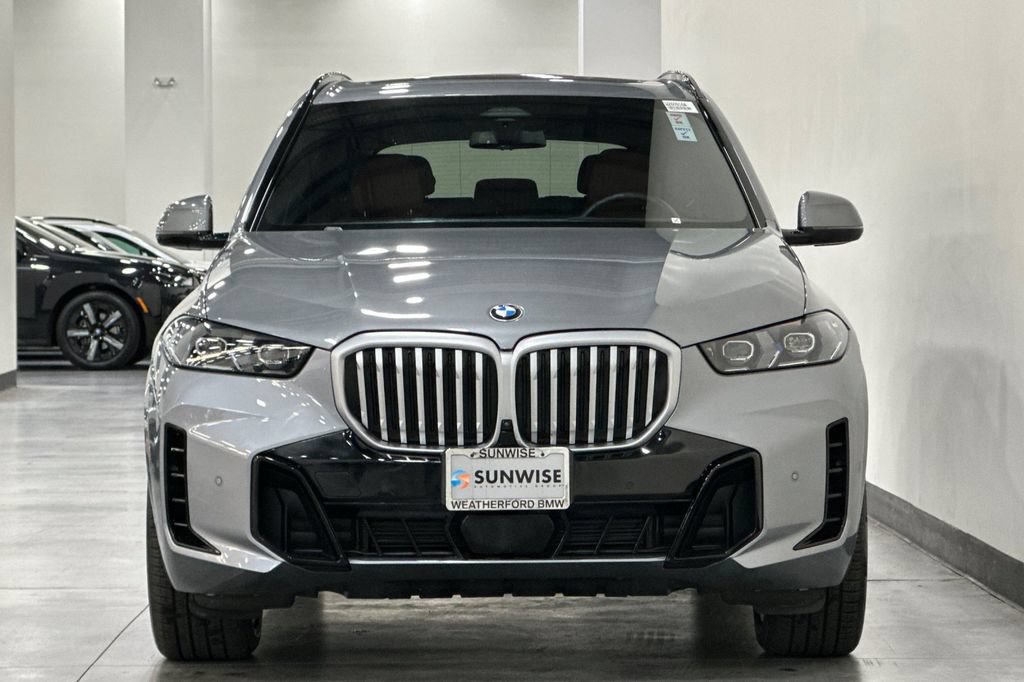 Certified 2024 BMW X5 xDrive40i w/ M Sport Package AWD/4WD image 9