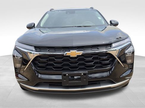 New 2026 Chevrolet Trax LT FWD image 4