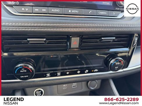 Used 2022 Nissan Rogue SV image 24