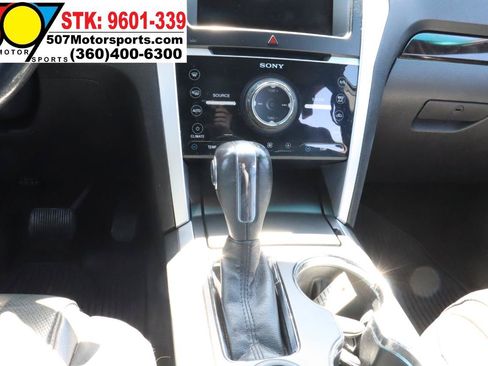 Used 2014 Ford Explorer Limited w/ Equipment Group 302A AWD/4WD image 24