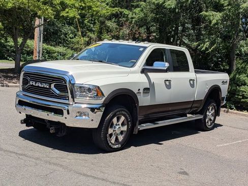 Used 2018 RAM 2500 Longhorn w/ Convenience Group AWD/4WD image 6