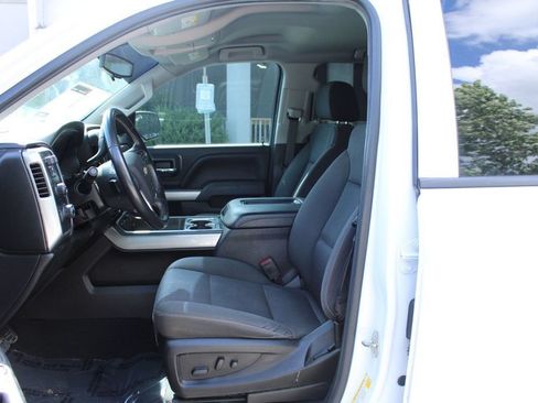 Used 2018 Chevrolet Silverado 1500 LT w/ Trailering Package AWD/4WD image 13