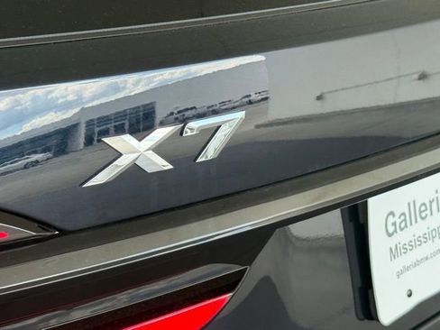 Certified 2026 BMW X7 xDrive40i w/ M Sport Package image 19