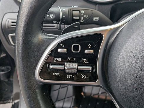 Used 2022 Mercedes-Benz GLC 300 4MATIC image 19