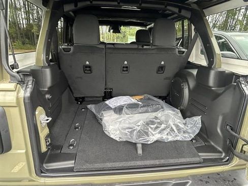 New 2026 Jeep Wrangler Unlimited Sport image 7