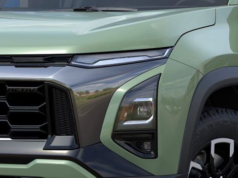 New 2026 Chevrolet Equinox ACTIV w/ Convenience Package III image 11