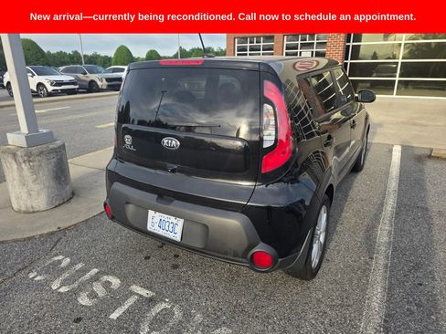 Used 2015 Kia Soul + FWD image 3