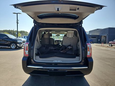 Used 2019 GMC Yukon Denali w/ Denali Ultimate Package image 14