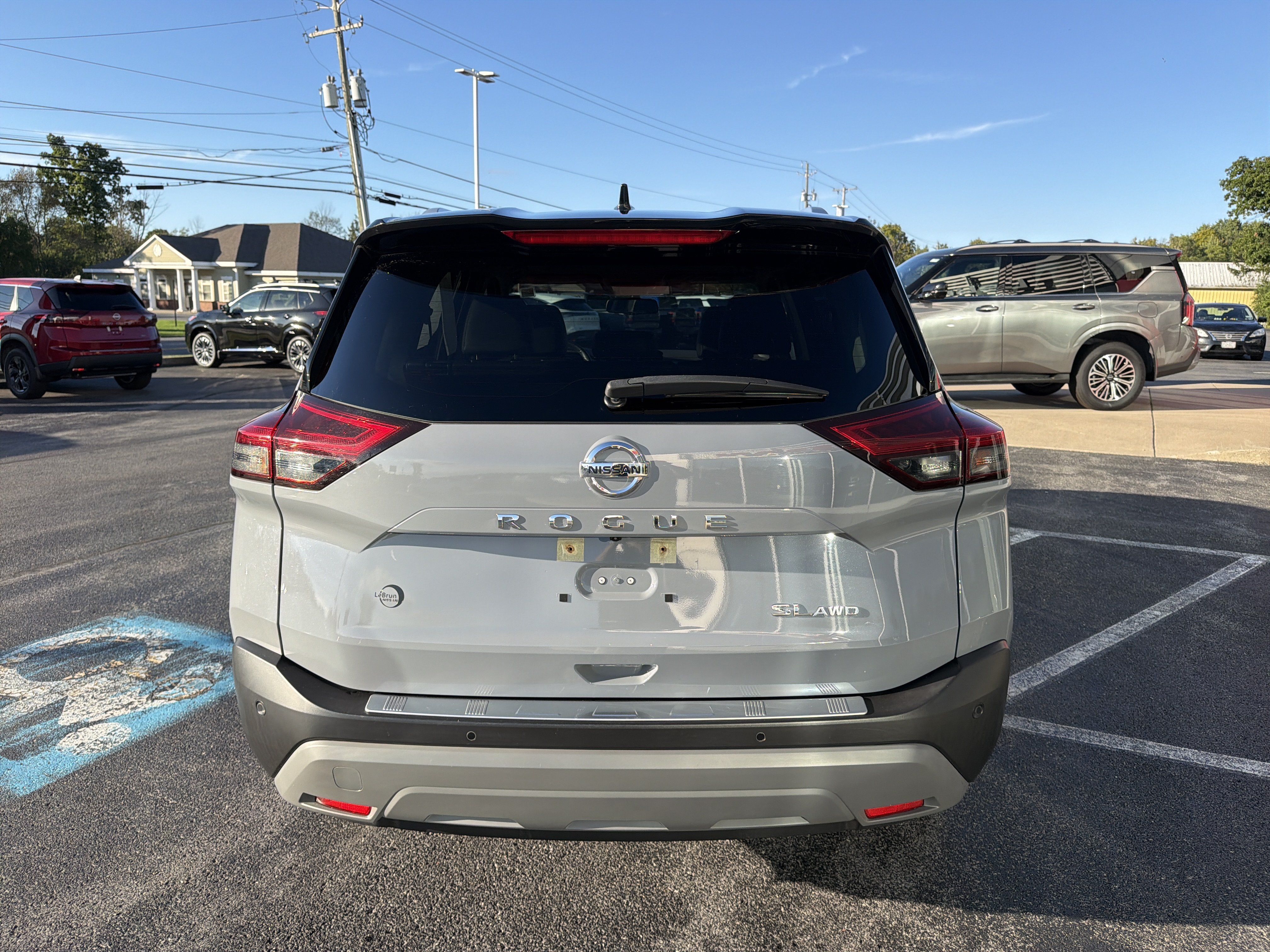 Used 2021 Nissan Rogue SL w/ Premium Package AWD/4WD image 7
