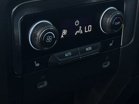 Used 2024 Chevrolet Tahoe High Country w/ Premium Package 2 image 30