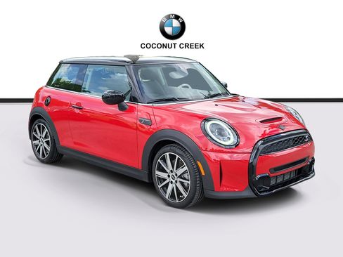 Used 2022 MINI Cooper S w/ Premium Package FWD image 1