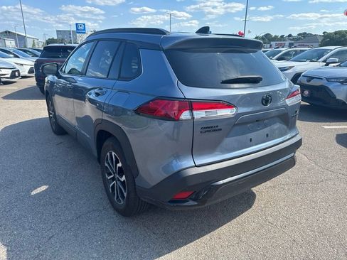Used 2025 Toyota Corolla Cross AWD Hybrid image 10