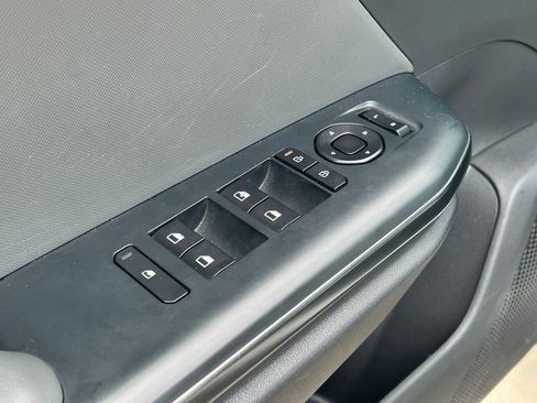 Used 2025 Kia K4 FWD image 21