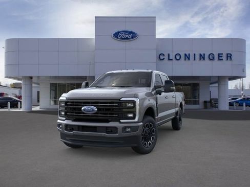 New 2026 Ford F350 Platinum w/ FX4 Off-Road Package AWD/4WD image 2