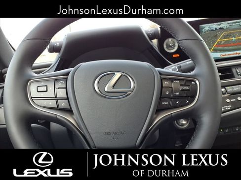 New 2025 Lexus ES 350 w/ Premium Package image 17