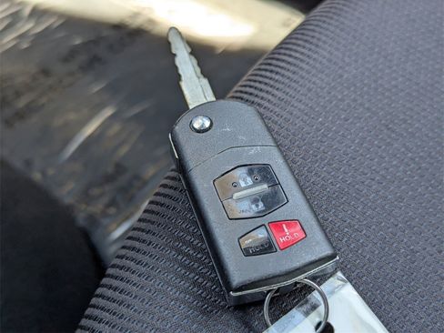 Used 2015 MAZDA MX-5 Miata Sport image 24