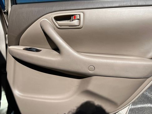 Used 2001 Toyota Camry LE image 18