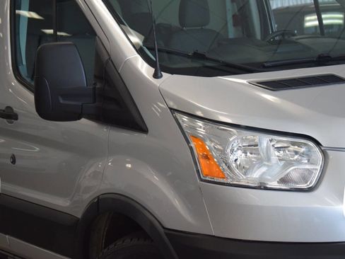 Used 2017 Ford Transit 350 XLT image 8