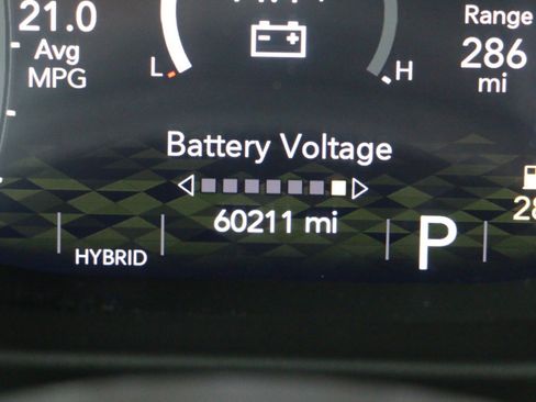 Used 2021 Jeep Wrangler Unlimited Sahara w/ Safety Group image 25