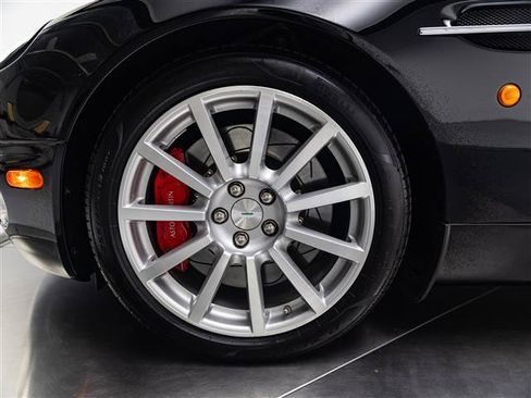 Used 2006 Aston Martin Vanquish S RWD image 4