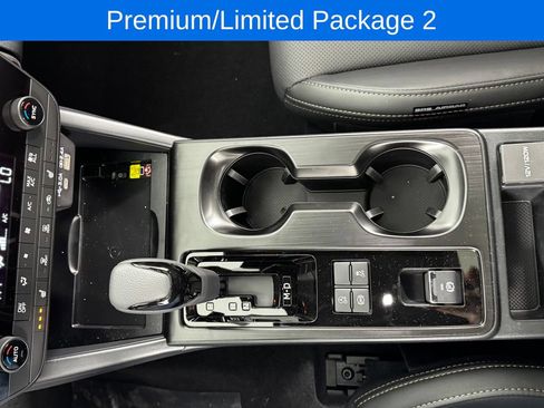 New 2026 Subaru Outback Limited w/ Premium/Limited Package 2 AWD/4WD image 29