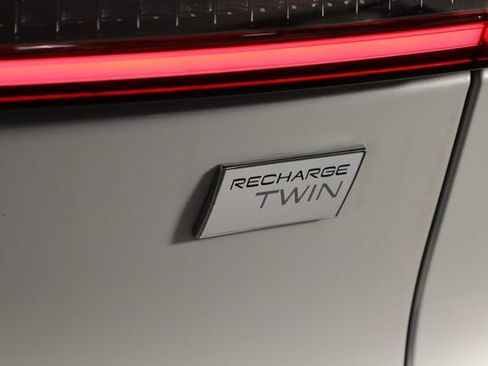 Used 2023 Volvo C40 P8 Recharge Ultimate AWD/4WD image 43