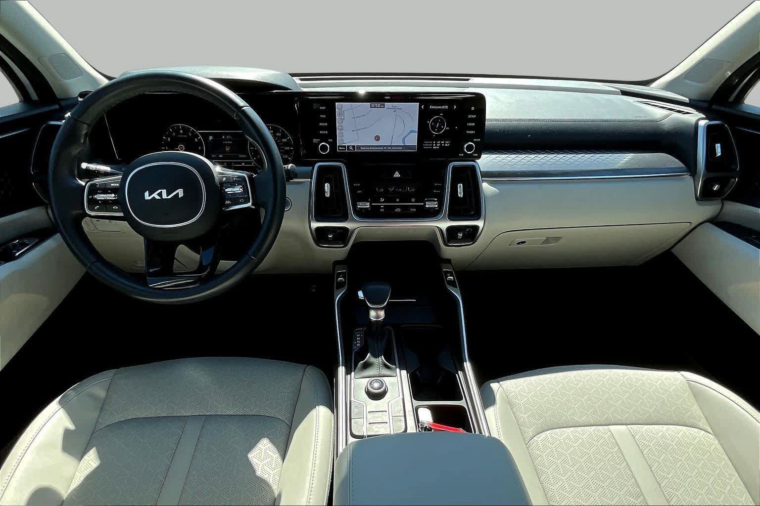 Used 2023 Kia Sorento S FWD image 15