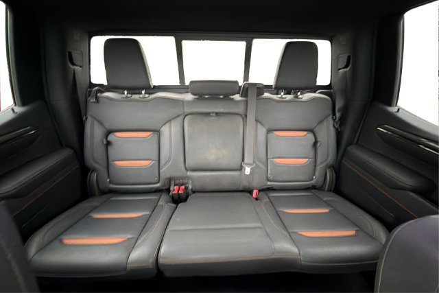 Used 2023 GMC Sierra 1500 AT4 w/ AT4 Premium Package AWD/4WD image 12