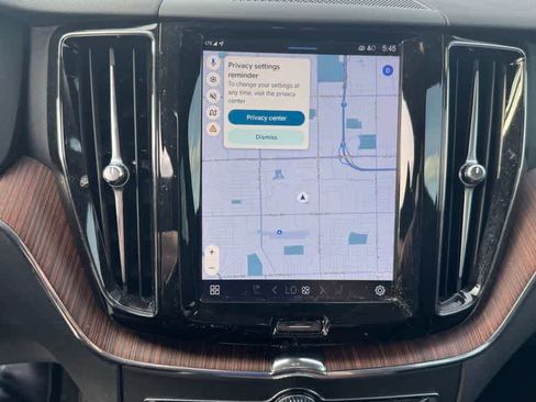 Used 2023 Volvo XC60 B5 Plus w/ Protection Package Premier image 22