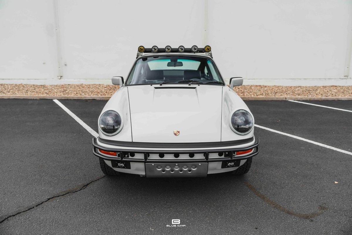 Used 1989 Porsche 911 Carrera RWD image 36